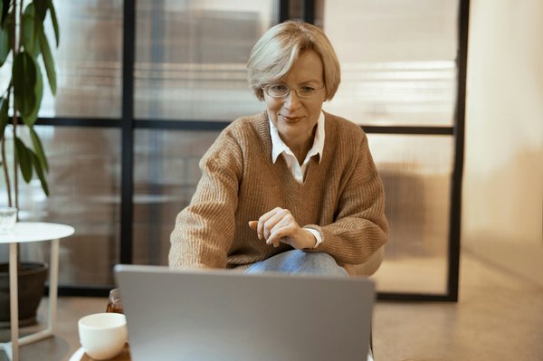 Illumina | agence web la rochelle | site web & seo: boostez votre visibilité